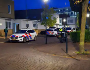 Politie bemiddeld conflict in woning