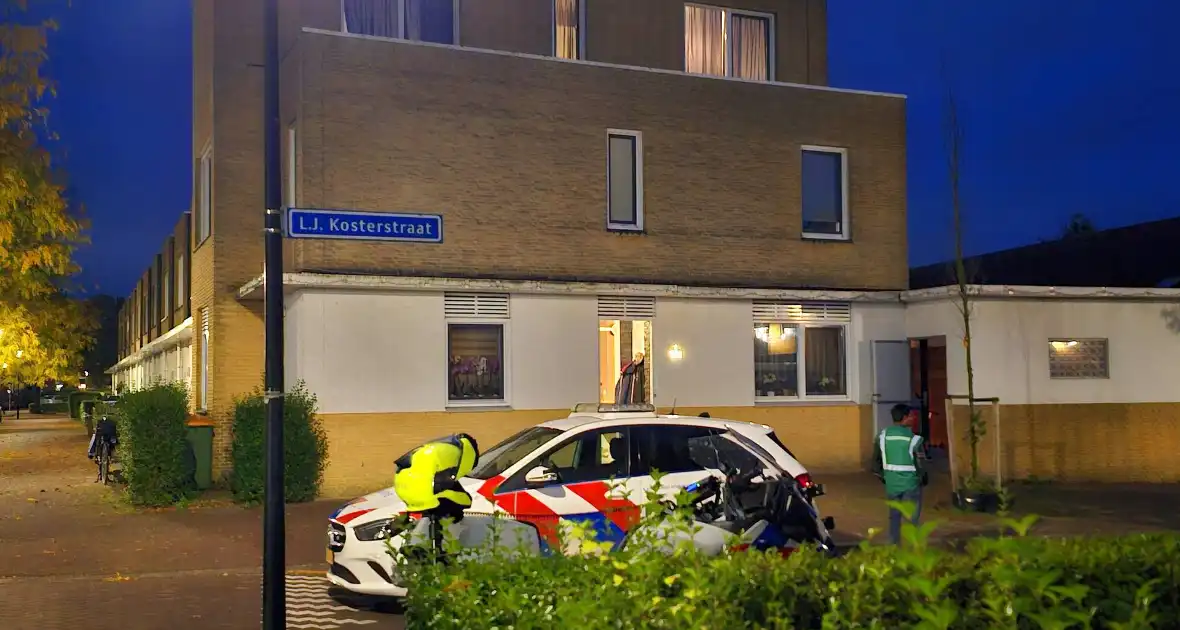 Politie bemiddeld conflict in woning - Foto 1