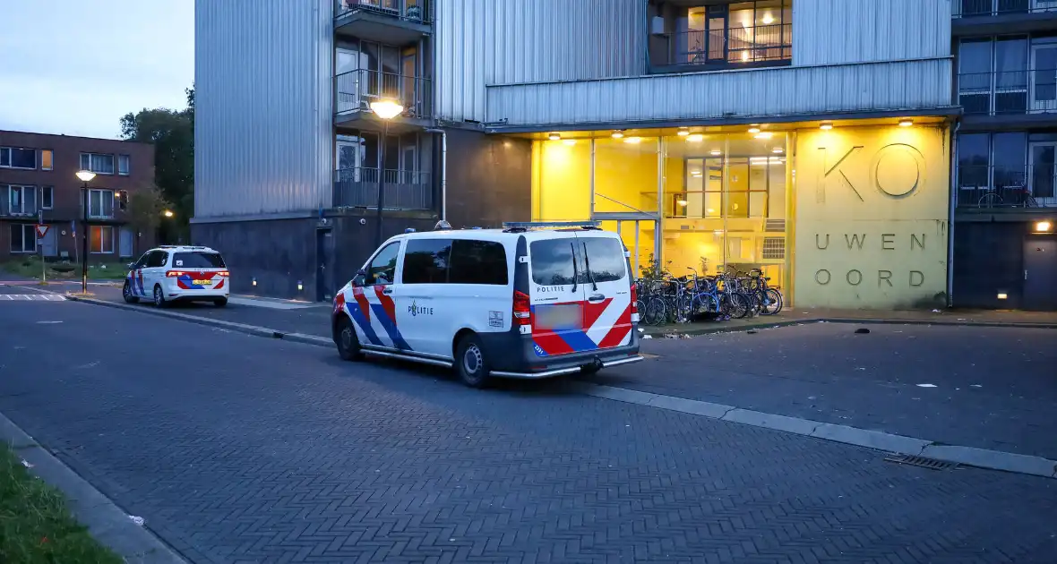 Politie doet onderzoek naar overval op een woning