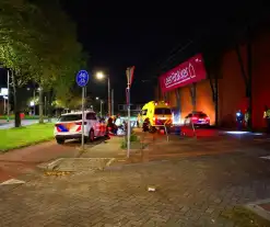 Bestuurder scooter verliest controle na politieachtervolging