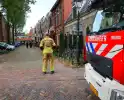 Bewoners roken gas, brandweer doet onderzoek