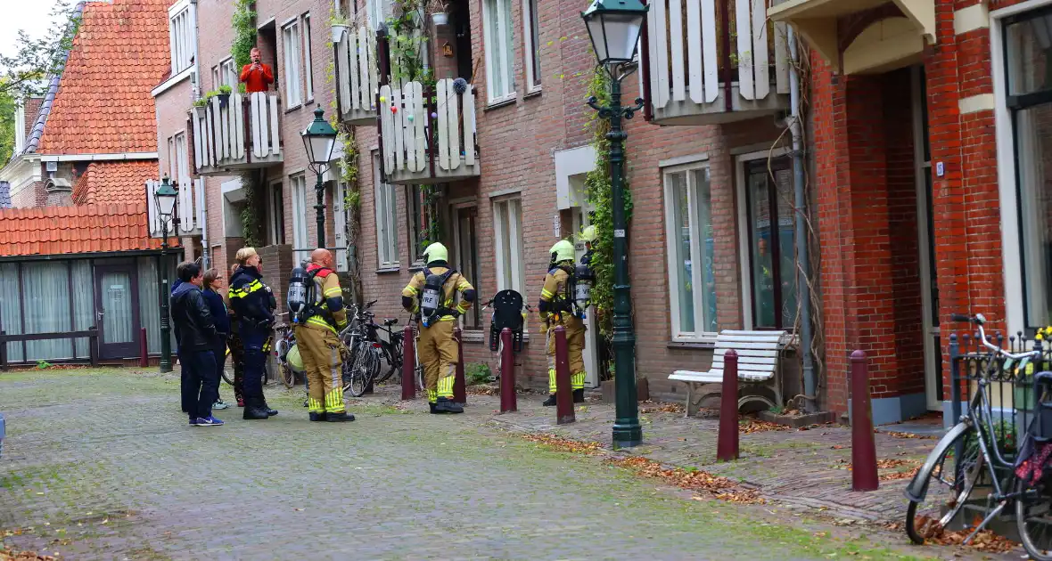 Bewoners roken gas, brandweer doet onderzoek - Foto 1