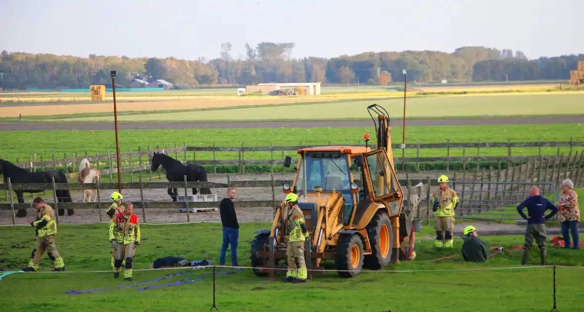 Paard valt opnieuw in sloot bij reddingsactie