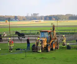 Paard valt opnieuw in sloot bij reddingsactie