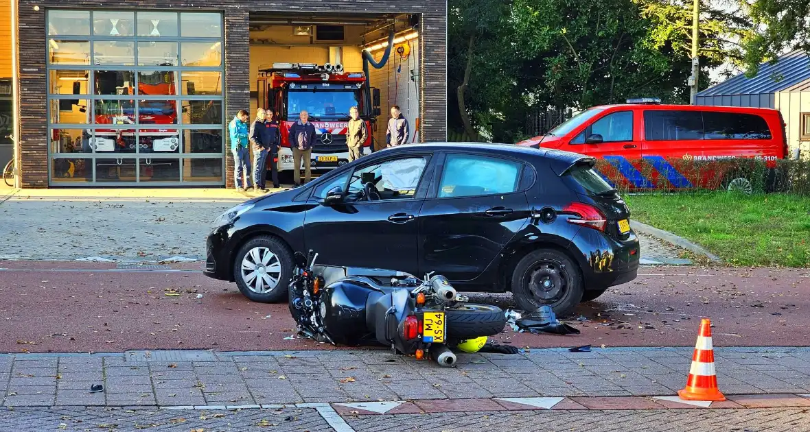 Motorrijder ernstig gewon bij ongeval met auto - Foto 5