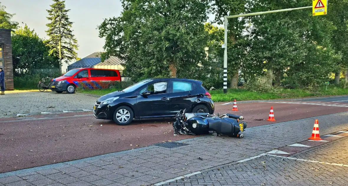 Motorrijder ernstig gewon bij ongeval met auto - Foto 6