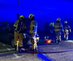 Brandweer grijpt in bij beginnende autobrand