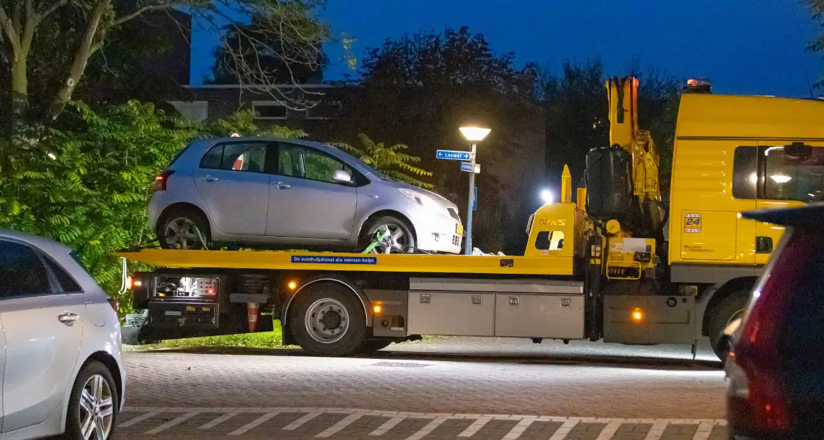 Politie neemt scooter in beslag tijdens onderzoek in woning - Foto 5