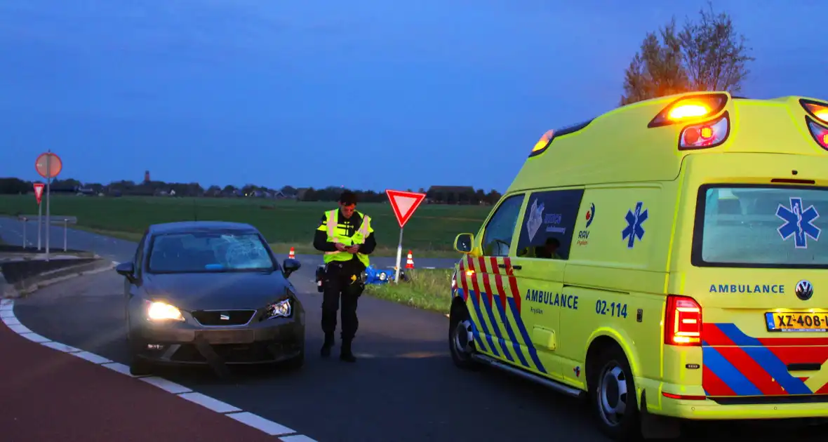 Veel schade bij aanrijding met brommer - Foto 2