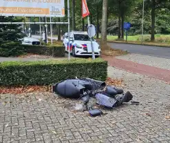 Scooter loopt flinke schade op bij ongeval