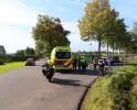 Twee fietsers klappen op elkaar