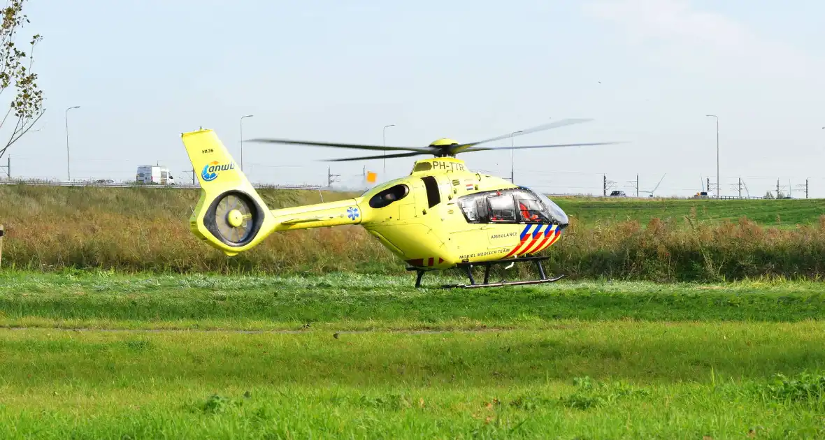 Traumateam ondersteunt ambulancepersoneel - Foto 3