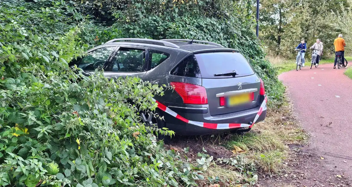 Bestuurder onder invloed aangehouden na meerdere aanrijdingen en achtervolging - Foto 2