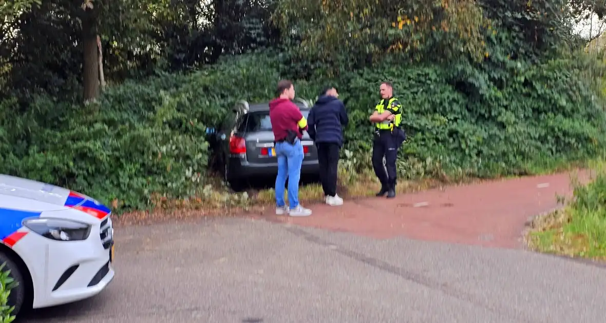 Bestuurder onder invloed aangehouden na meerdere aanrijdingen en achtervolging - Foto 4