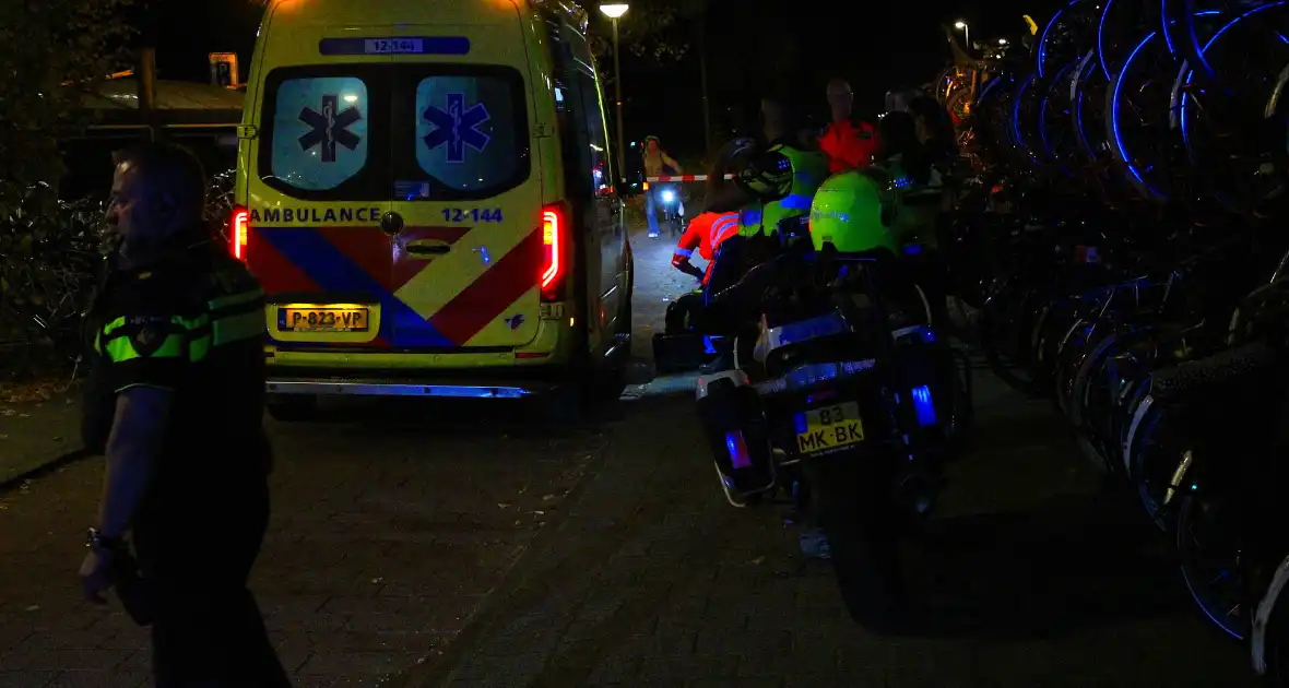 Hulpdiensten ingezet voor mogelijk steekincident - Foto 1