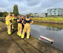 Man verdwijnt na motorpech, boot zinkt gedeeltelijk