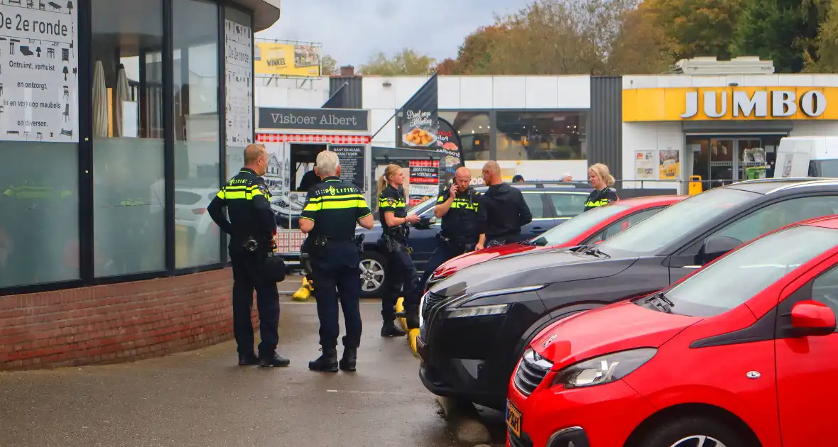 Politieoptreden na overlast in kringloopwinkel - Foto 1