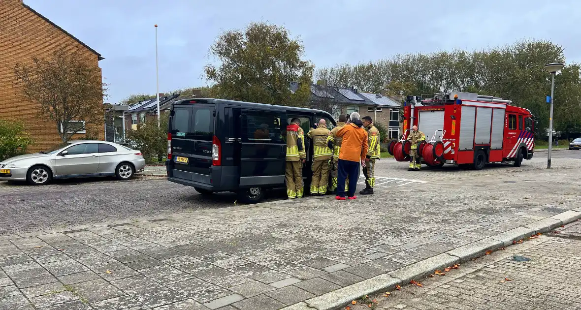 Brand in bestelbus snel onder controle door alertheid bestuurder - Foto 3