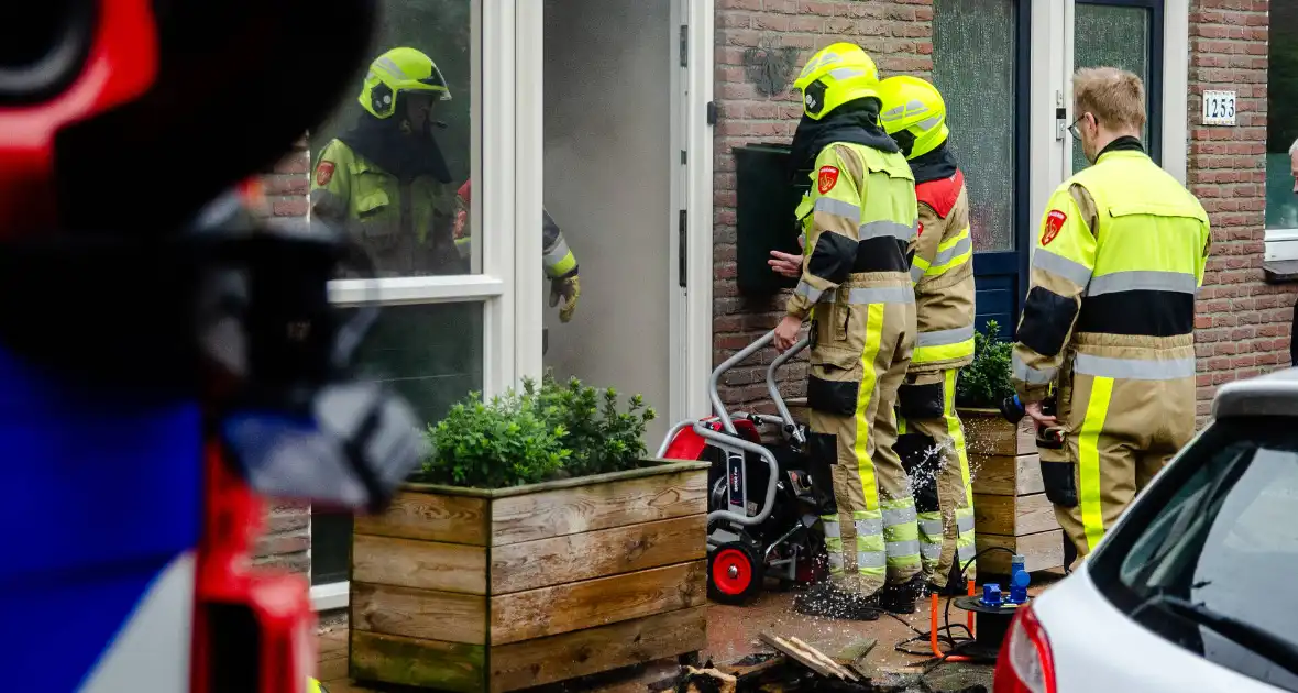 Houtkachel veroorzaakt rookontwikkeling in woning - Foto 2