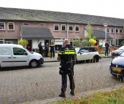 Politie doet onderzoek naar de toedracht van explosie in woning