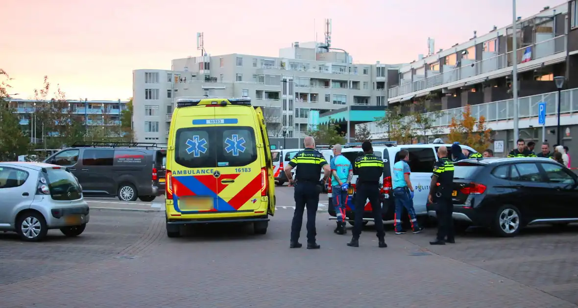 Man aangehouden na melding van bedreiging met vuurwapen - Foto 3