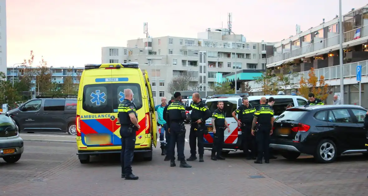 Man aangehouden na melding van bedreiging met vuurwapen - Foto 5