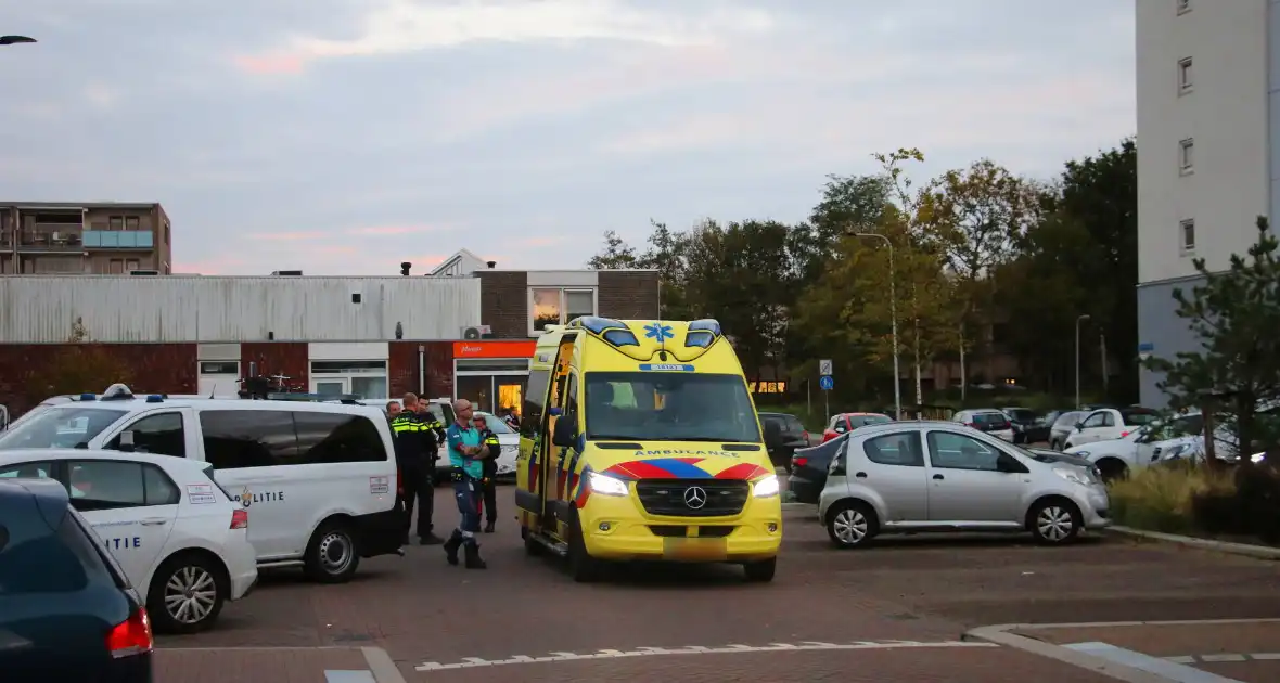 Man aangehouden na melding van bedreiging met vuurwapen - Foto 7