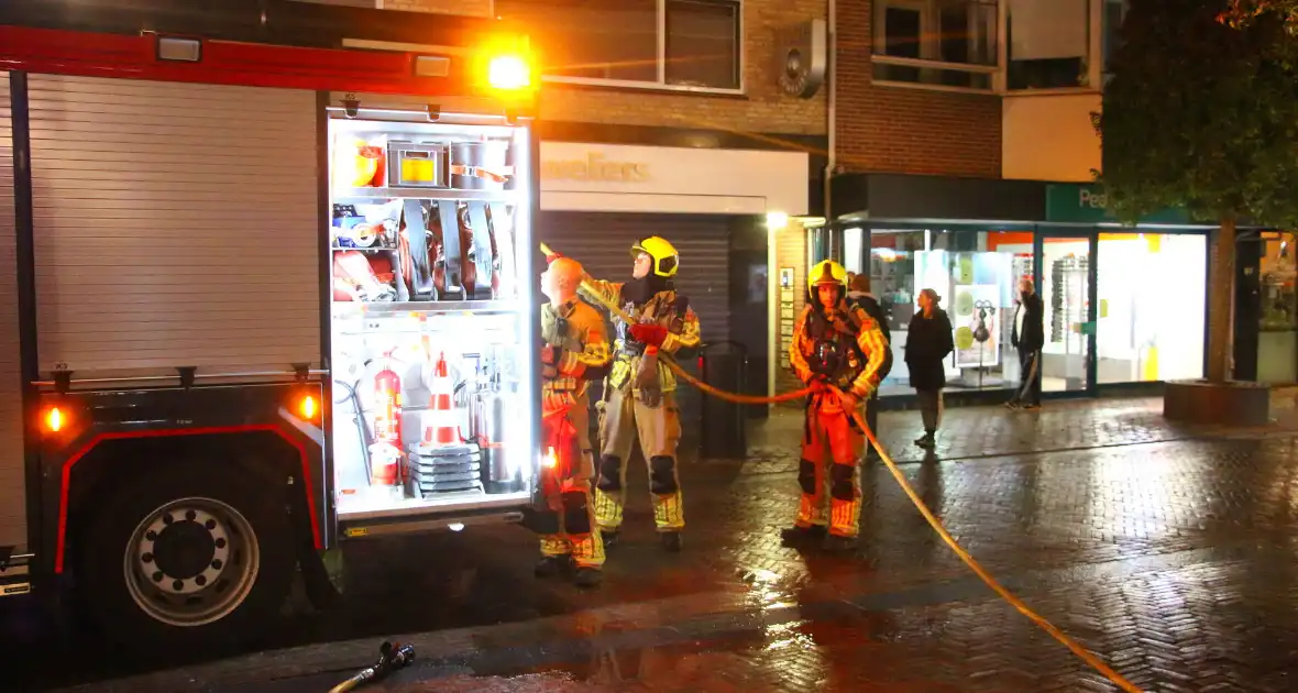 Problemen met elektriciteit zorgt voor brandweer inzet - Foto 3