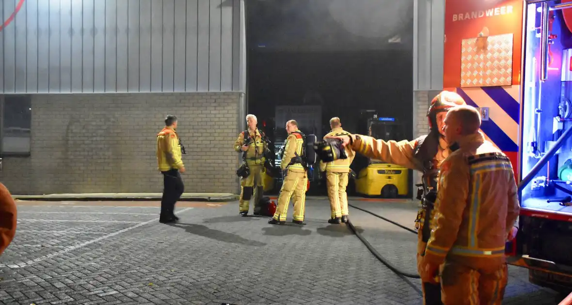 Stoom uit oven zorgt voor brandmelding op industrieterrein - Foto 1