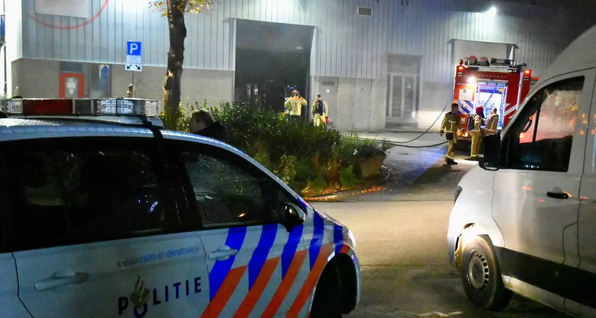 Stoom uit oven zorgt voor brandmelding op industrieterrein - Foto 4