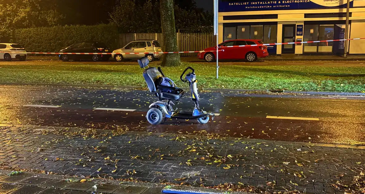 Bestuurder laat zwaargewonde scootmobieler achter - Foto 16