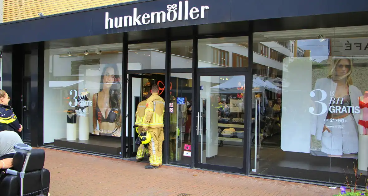 Lingeriewinkel ontruimd wegens gaslucht - Foto 3