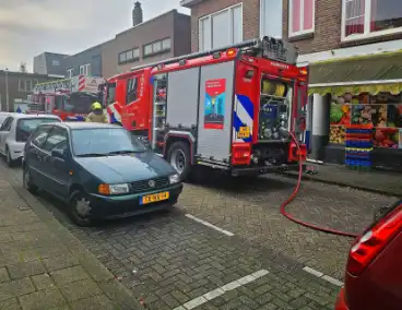 Brandweer forceert deur supermarkt