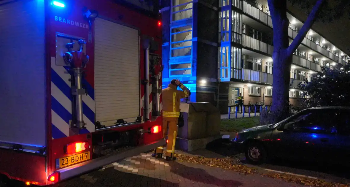 Agent gebeten na waarschuwen bij brand - Foto 9