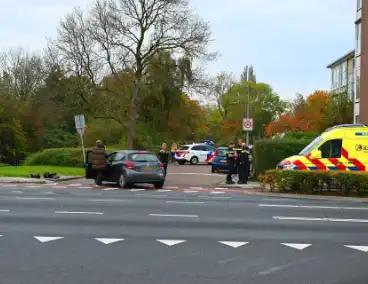 Scooterrijder gewond na ongeval met afslaande auto