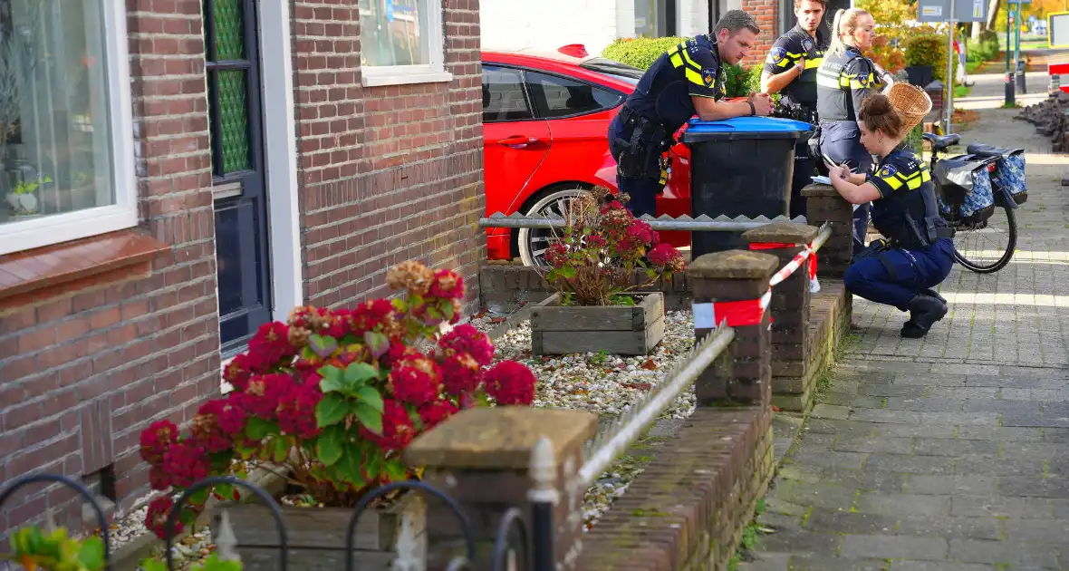 Politieonderzoek bij woning na reanimatie - Foto 3