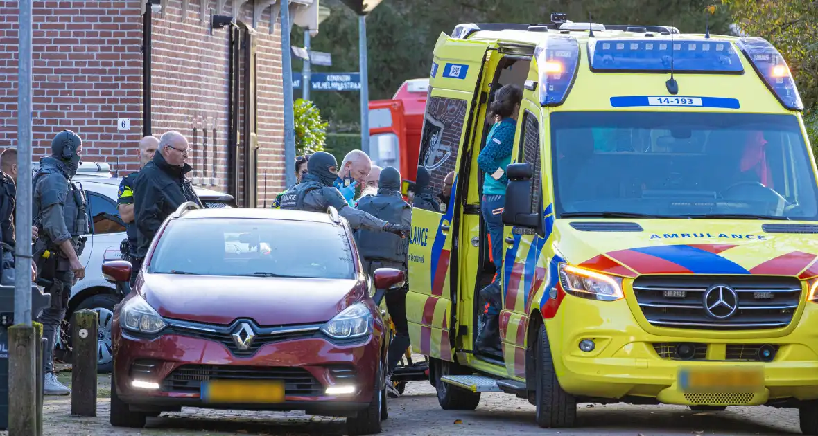 Arrestatieteam Ingezet voor persoon met verward gedrag - Foto 15