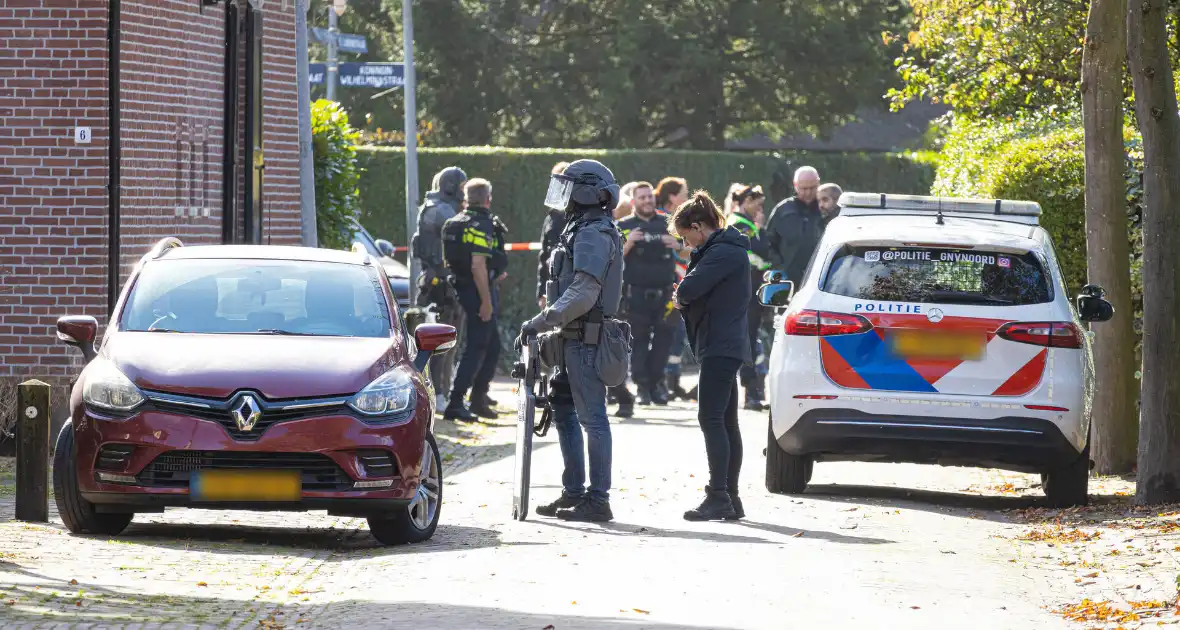 Arrestatieteam Ingezet voor persoon met verward gedrag - Foto 8