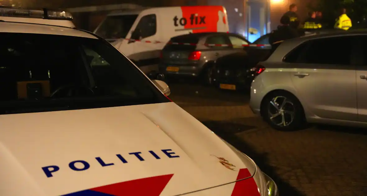 Schade aan voordeur na explosie - Foto 13