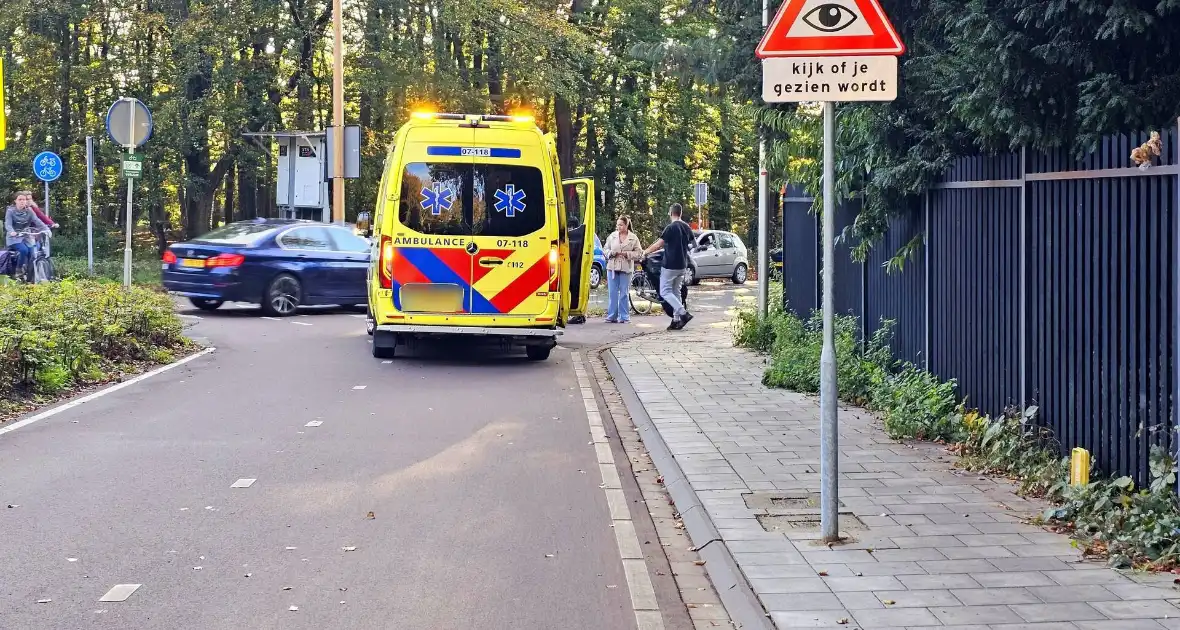 Wederom fietser aangereden op rotonde door automobilist - Foto 3