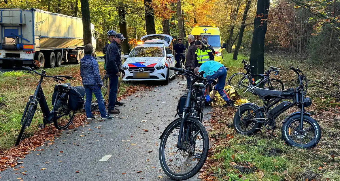 Fatbiker en wielrenner botsen frontaal op elkaar