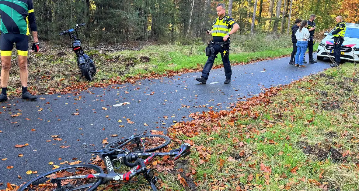 Fatbiker en wielrenner botsen frontaal op elkaar - Foto 3