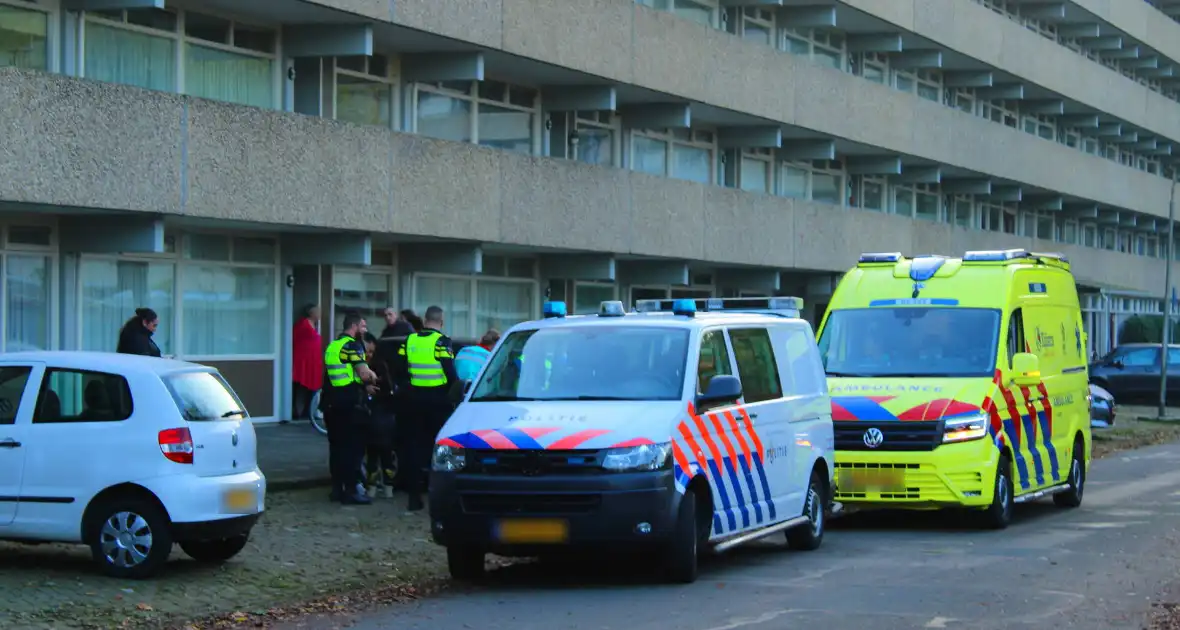 Ambulance controleert automobilist - Foto 4