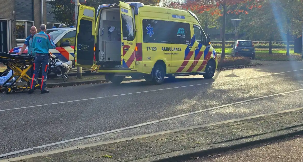 Vluchtende motorrijder komt ten val - Foto 6