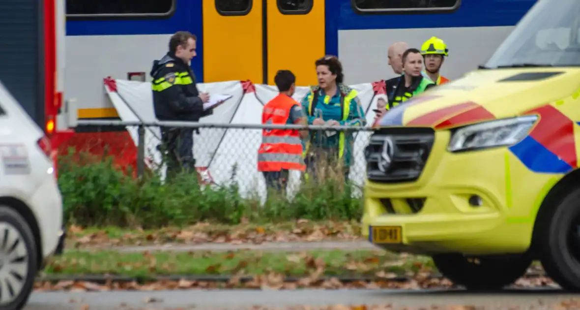 Geen treinverkeer door spoorwegongeval - Foto 4