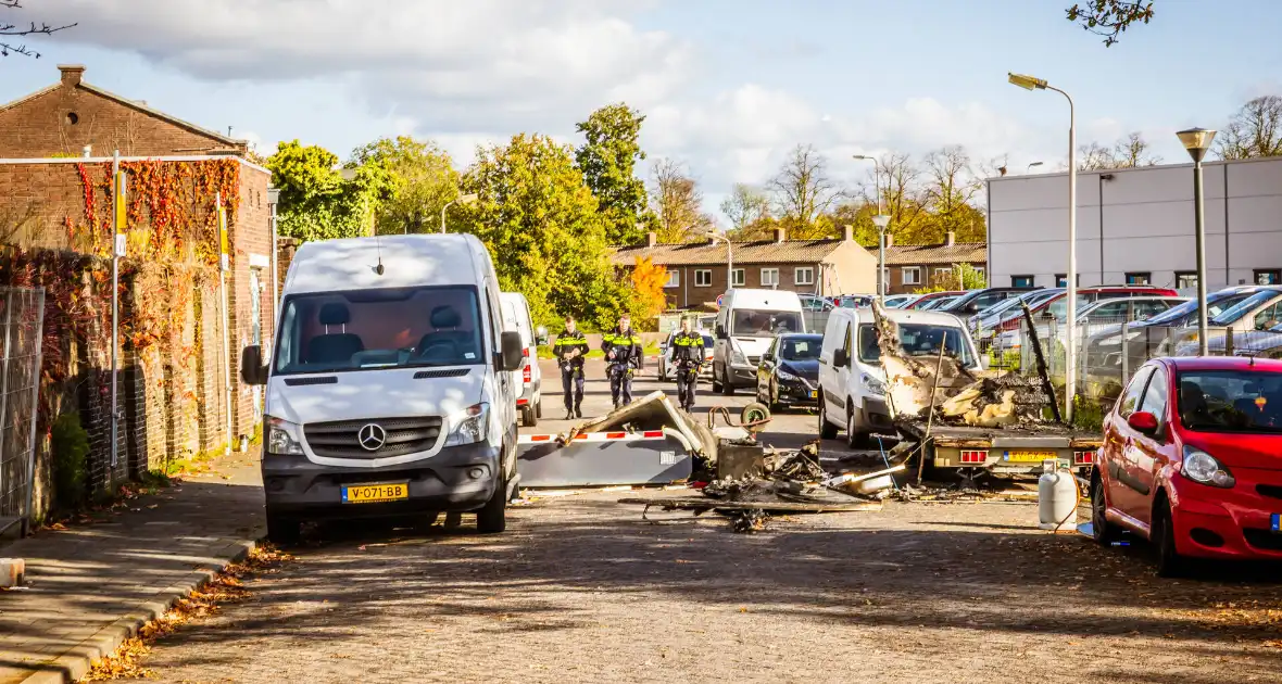 Onderzoek naar brand in bouwkeet - Foto 10