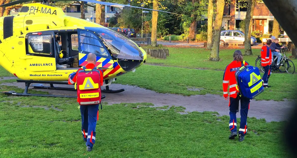 Kind aangereden door automobilist, traumateam ingezet - Foto 11