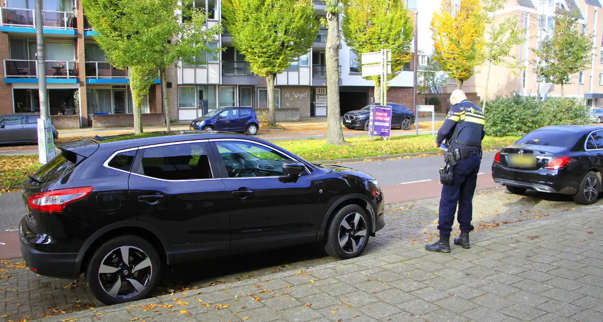 Fietser ten val na botsing met auto - Foto 1