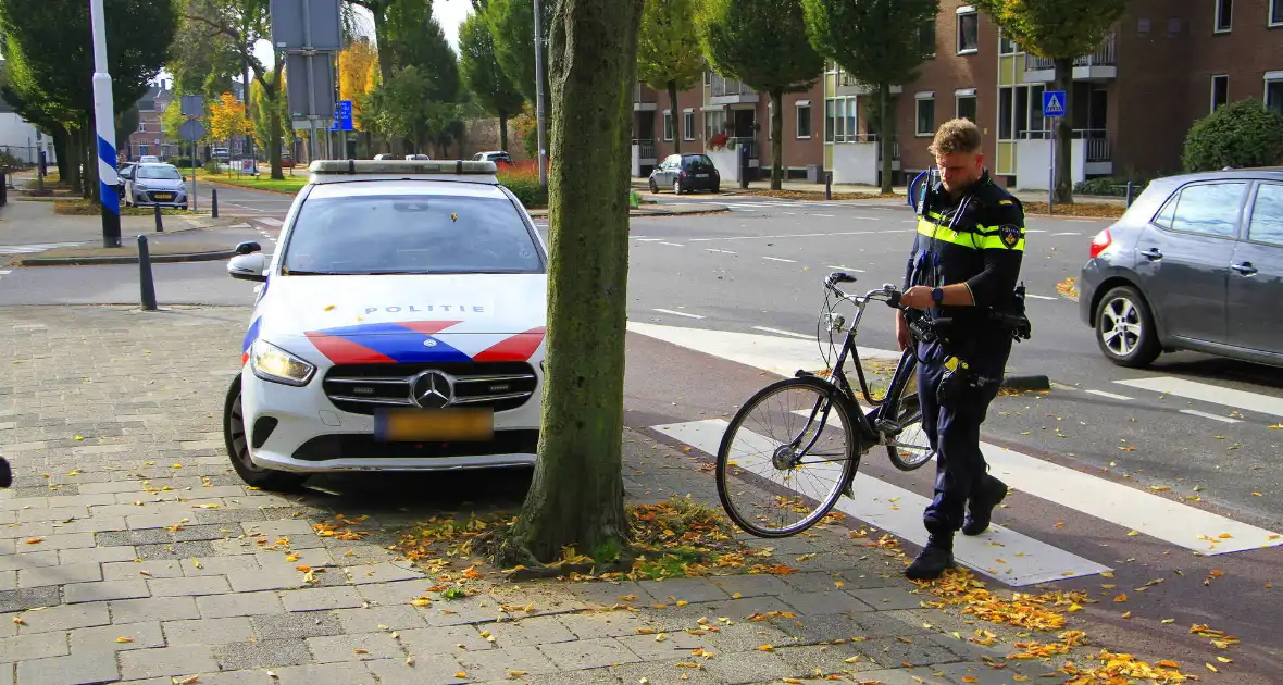 Fietser ten val na botsing met auto - Foto 5