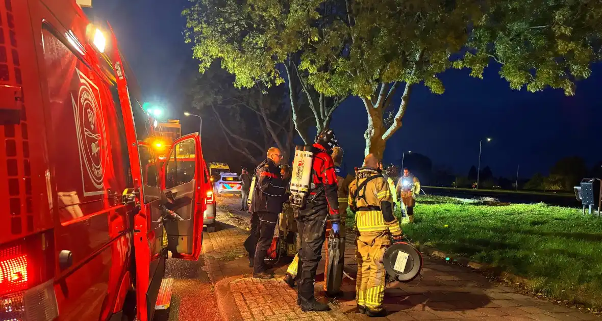 Zoektocht door duikers naar persoon te water - Foto 1